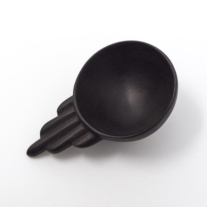 black scoop reverse