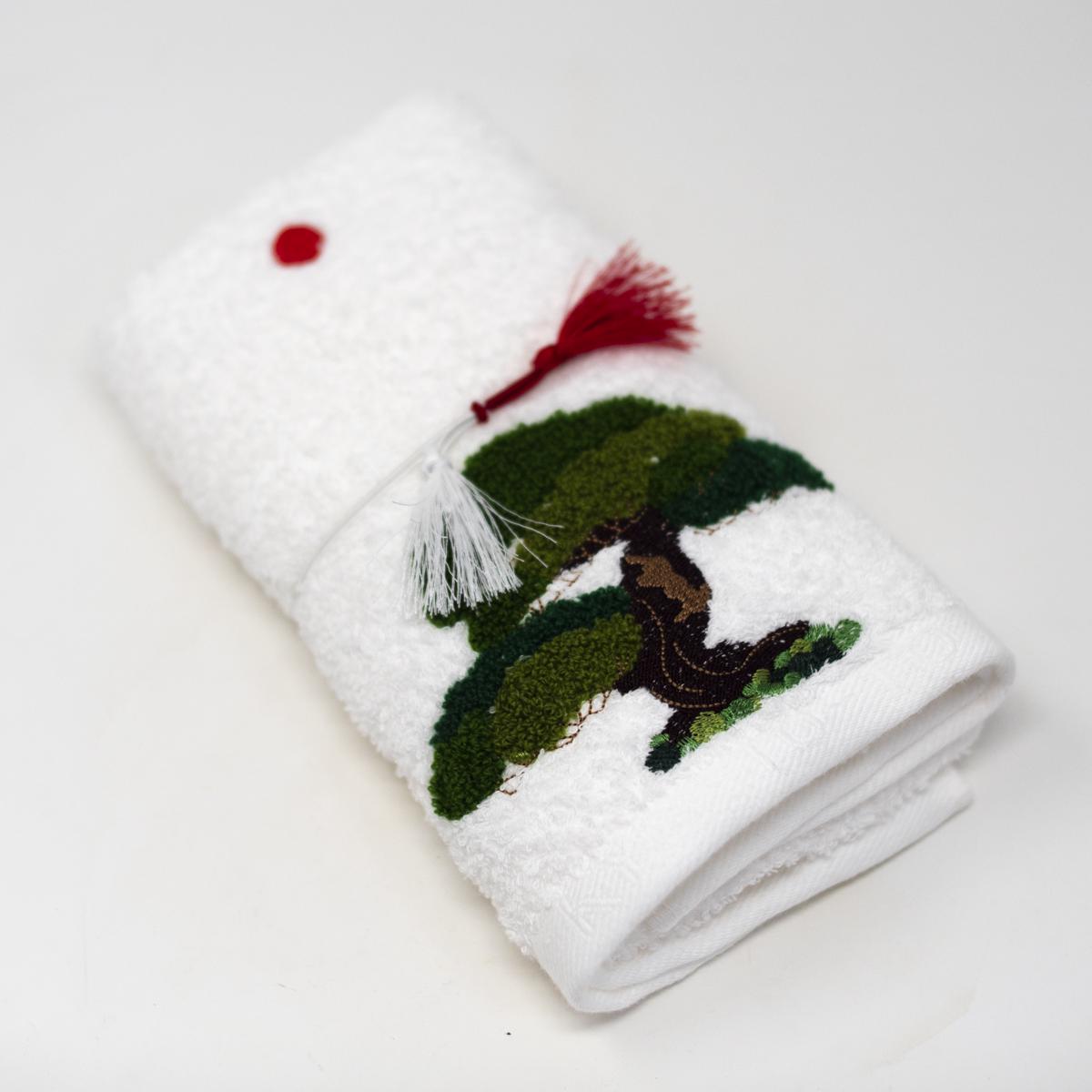 tree facetowel top angle
