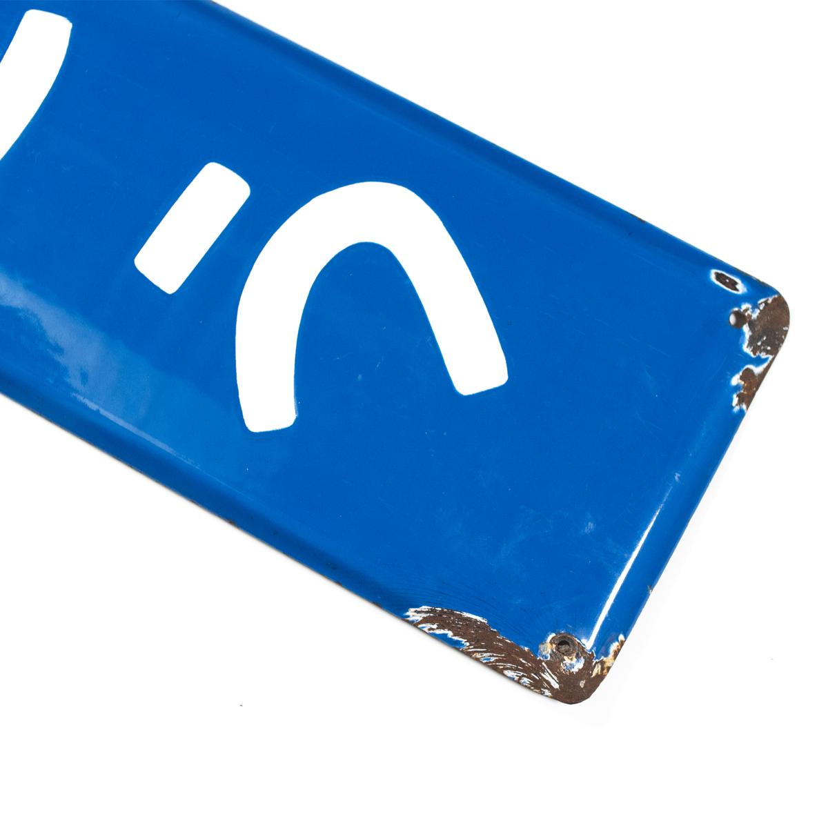 vintage sign tsujidou closeup