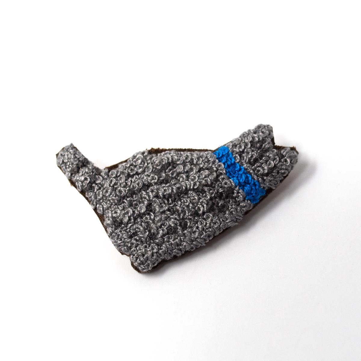 stitch works grey cat pin angle