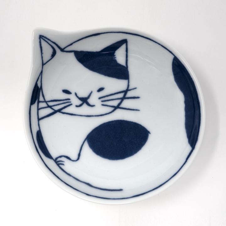 cat dish front