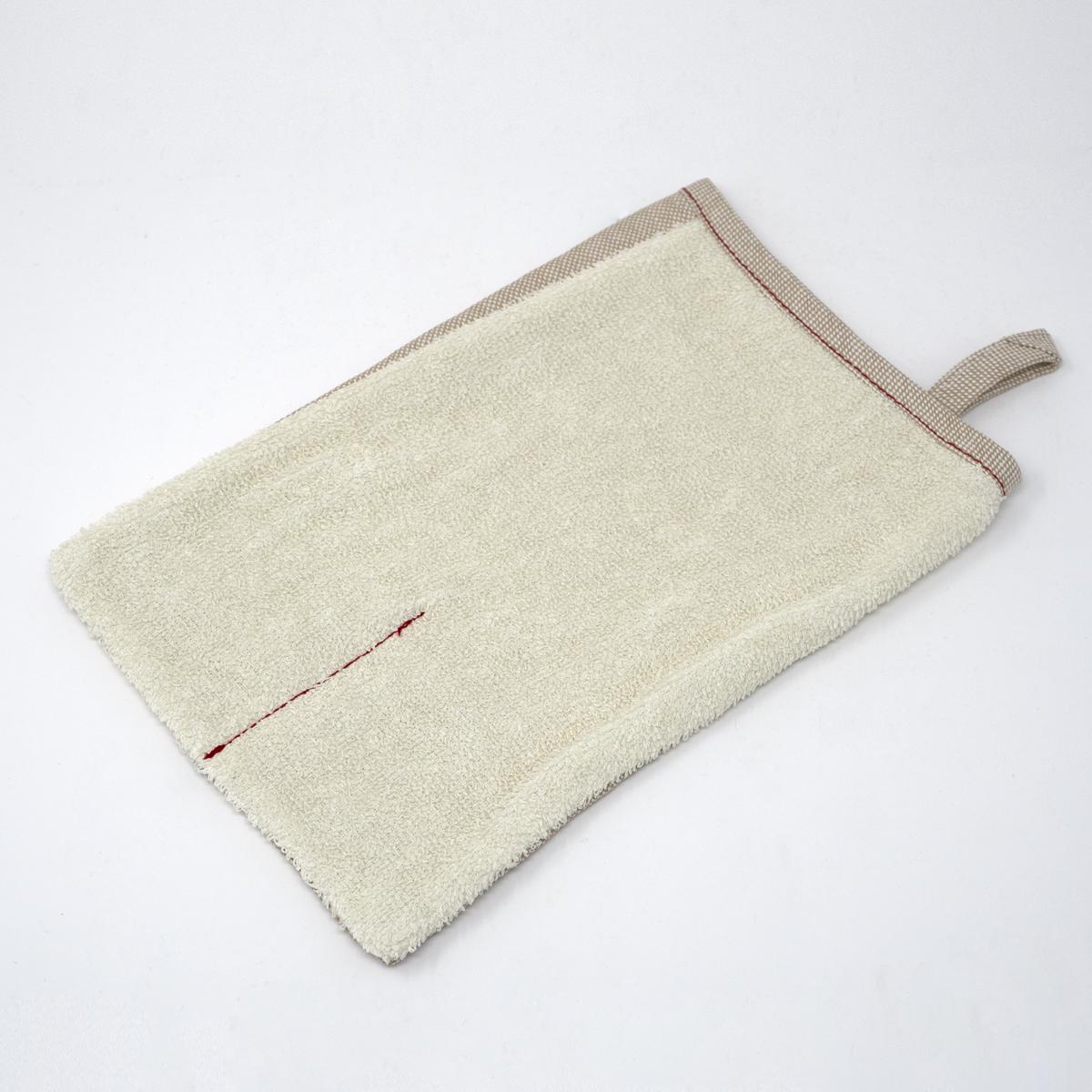 cleaning mitt angle