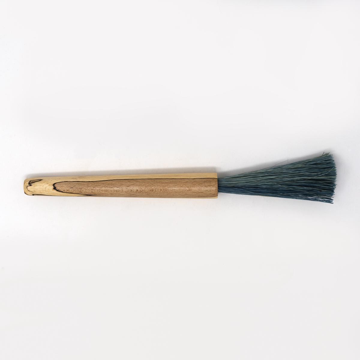 slow made goods brush 5