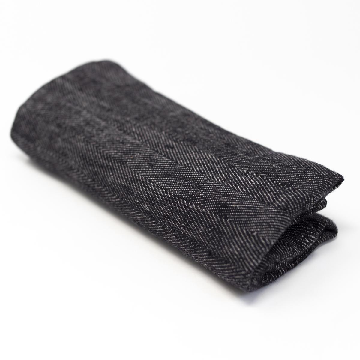 blasta hand towel top angle open