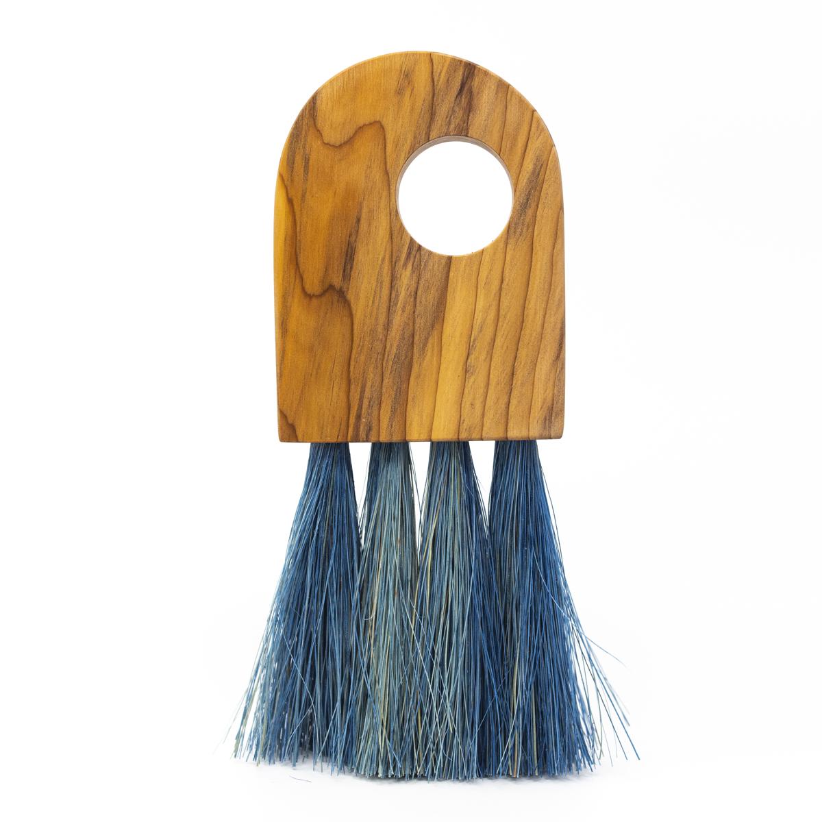 slow made goods large blue brush