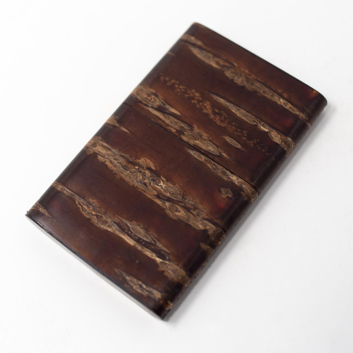 Tomioka dark card case angle