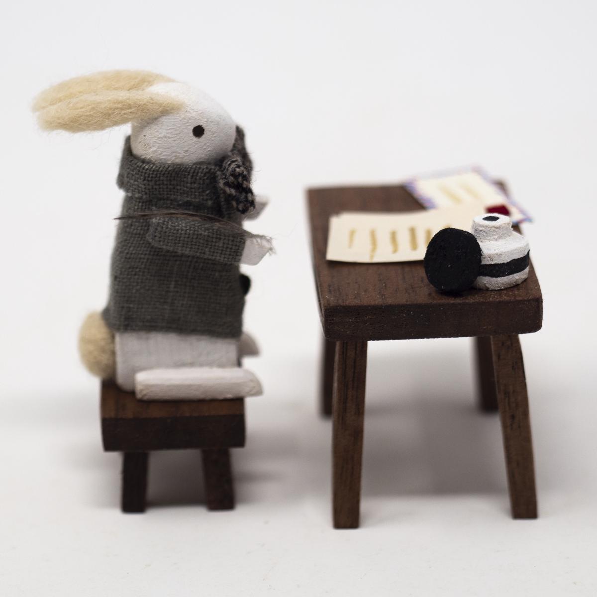 rabbit side