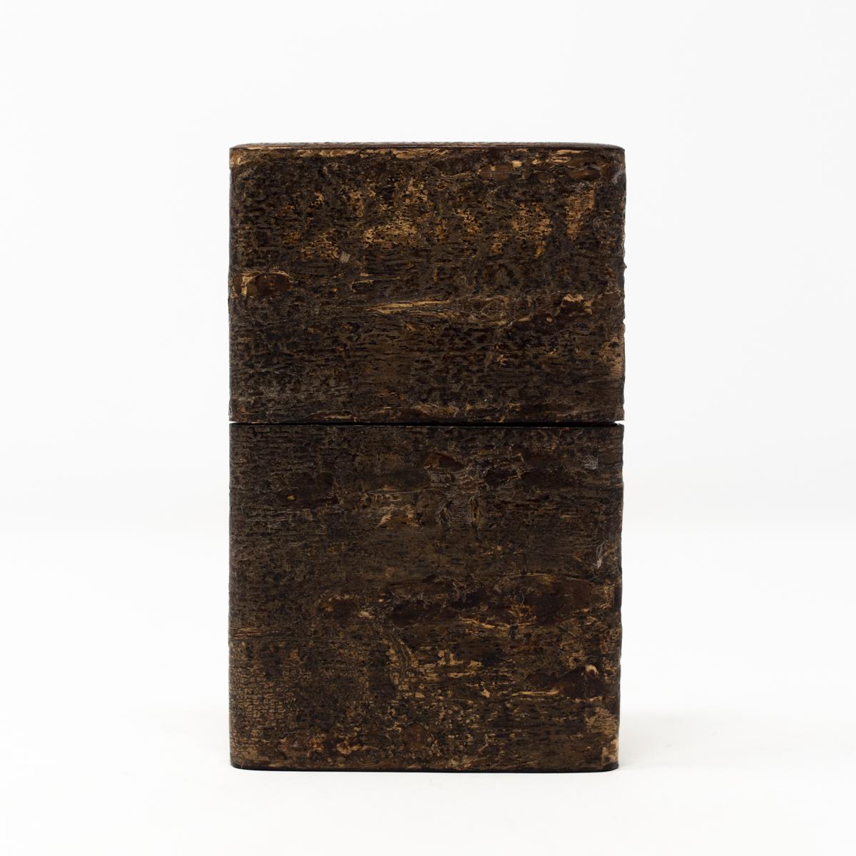 Tomioka chira card case front