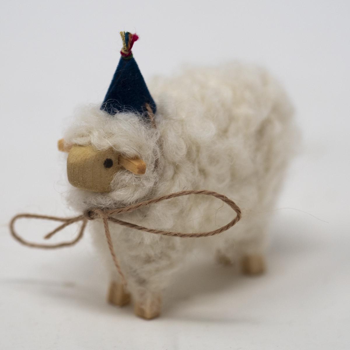 party sheep white angle