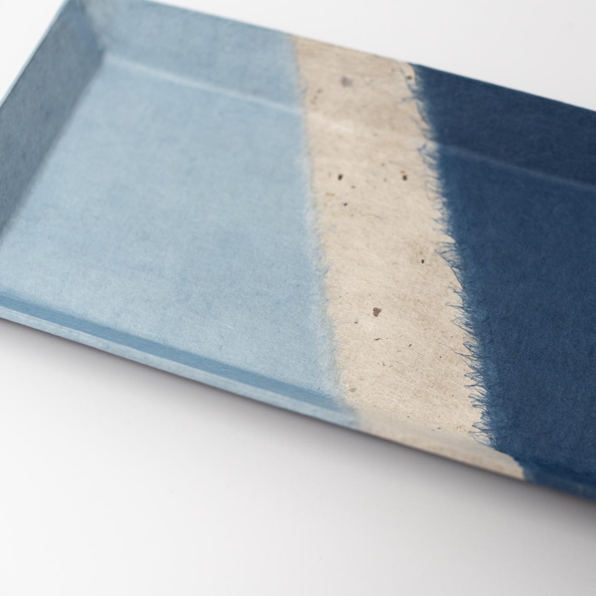awagami blue tray top closeup