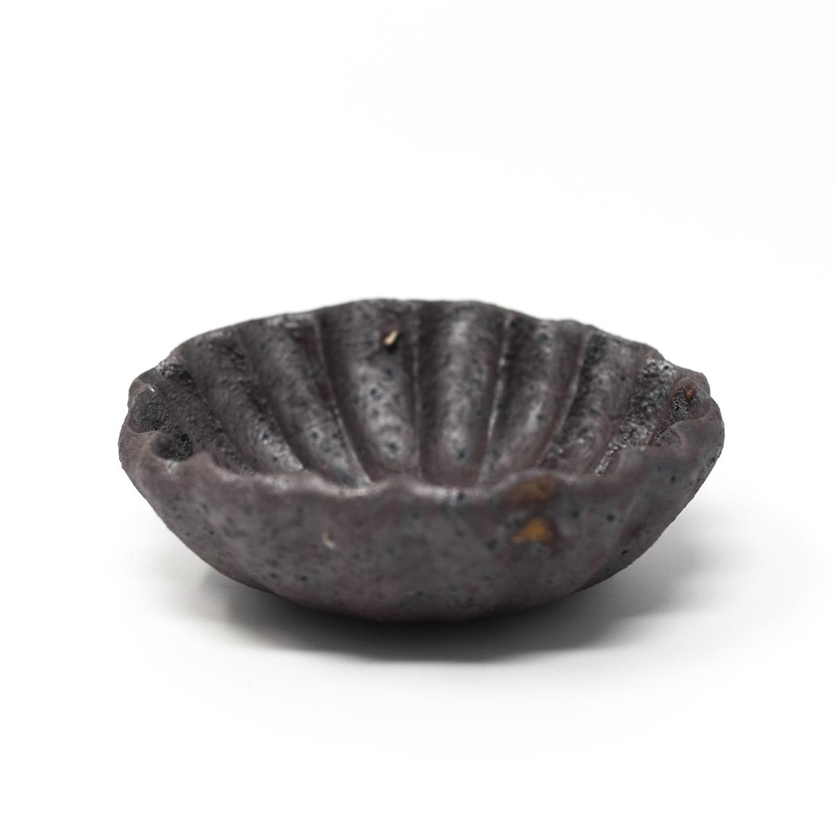 Fumie Suzuki ceramics small black bowl