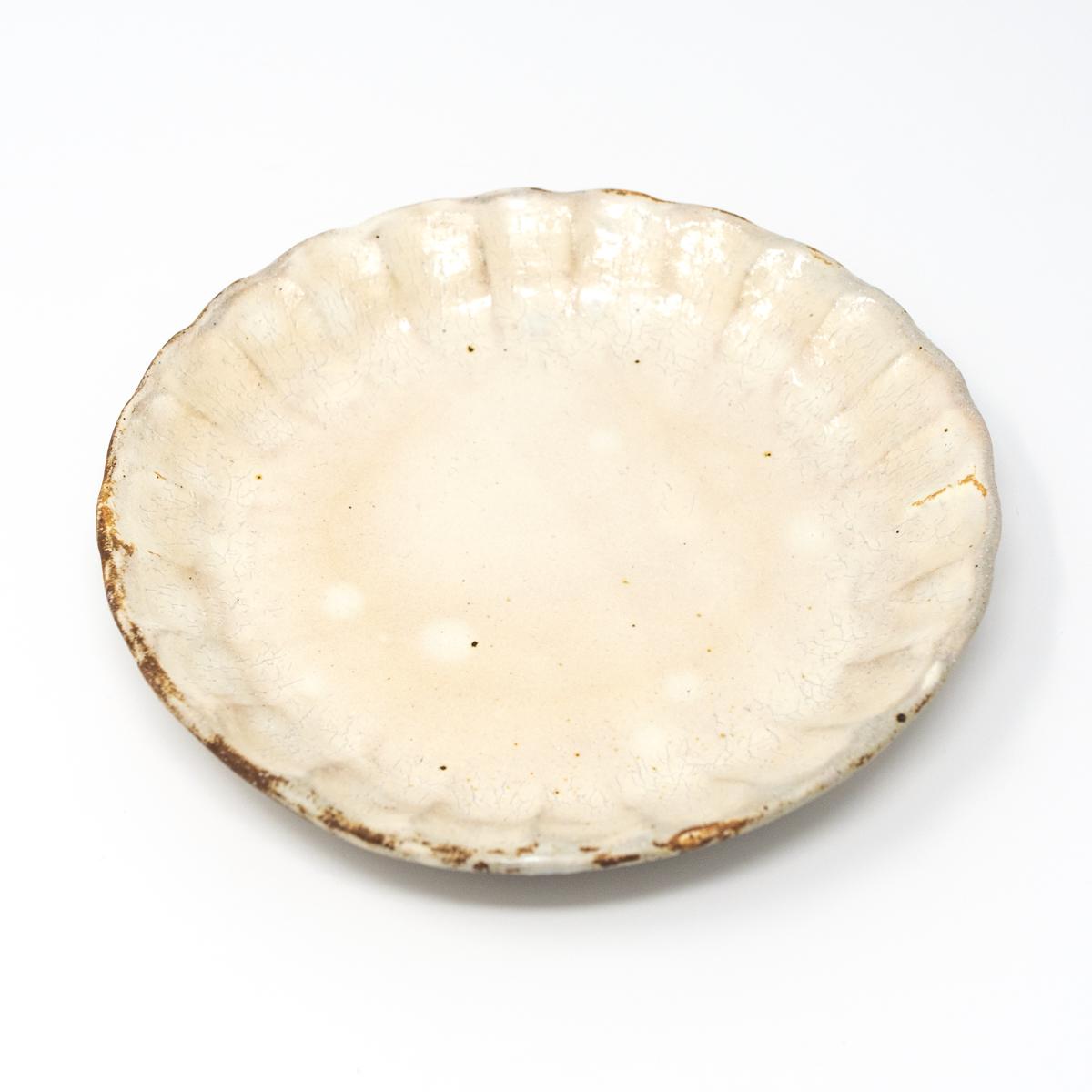 mashiko cream plate top angle