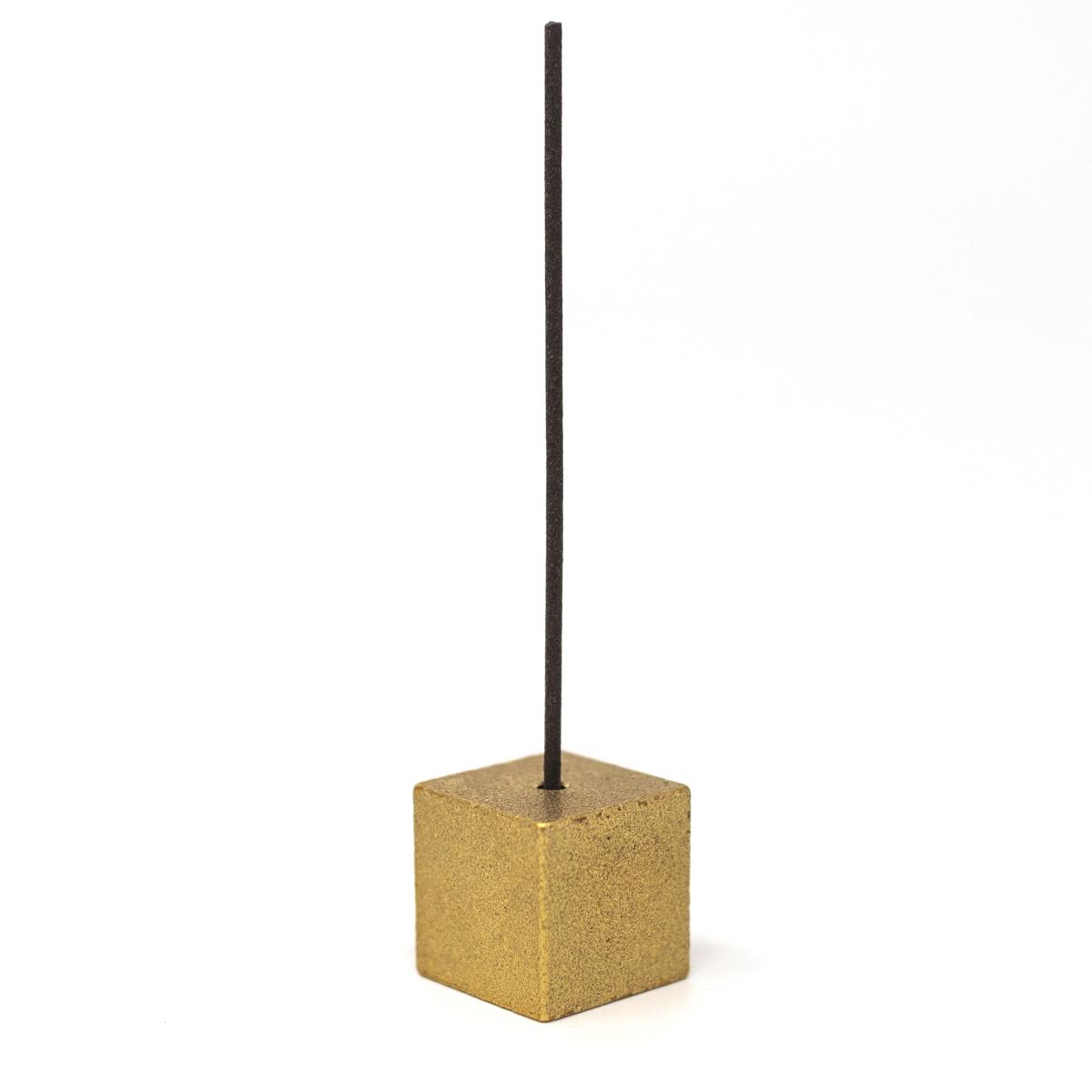 Saikai cube incense holder situ