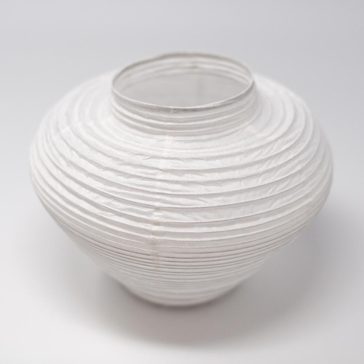 ifj paper vase front angle
