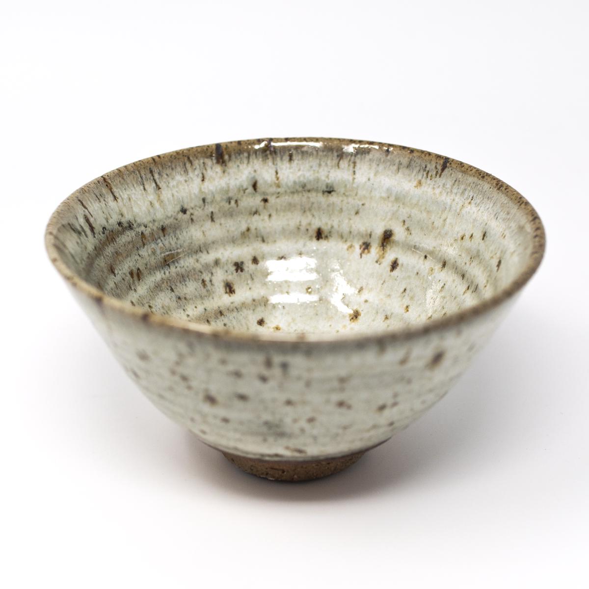lisa tea bowl wide top angle