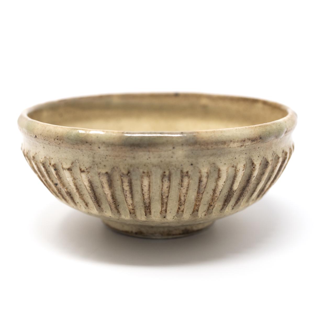 mashiko small white side bowl side closeup