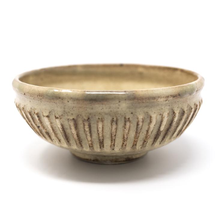 mashiko small white side bowl side closeup