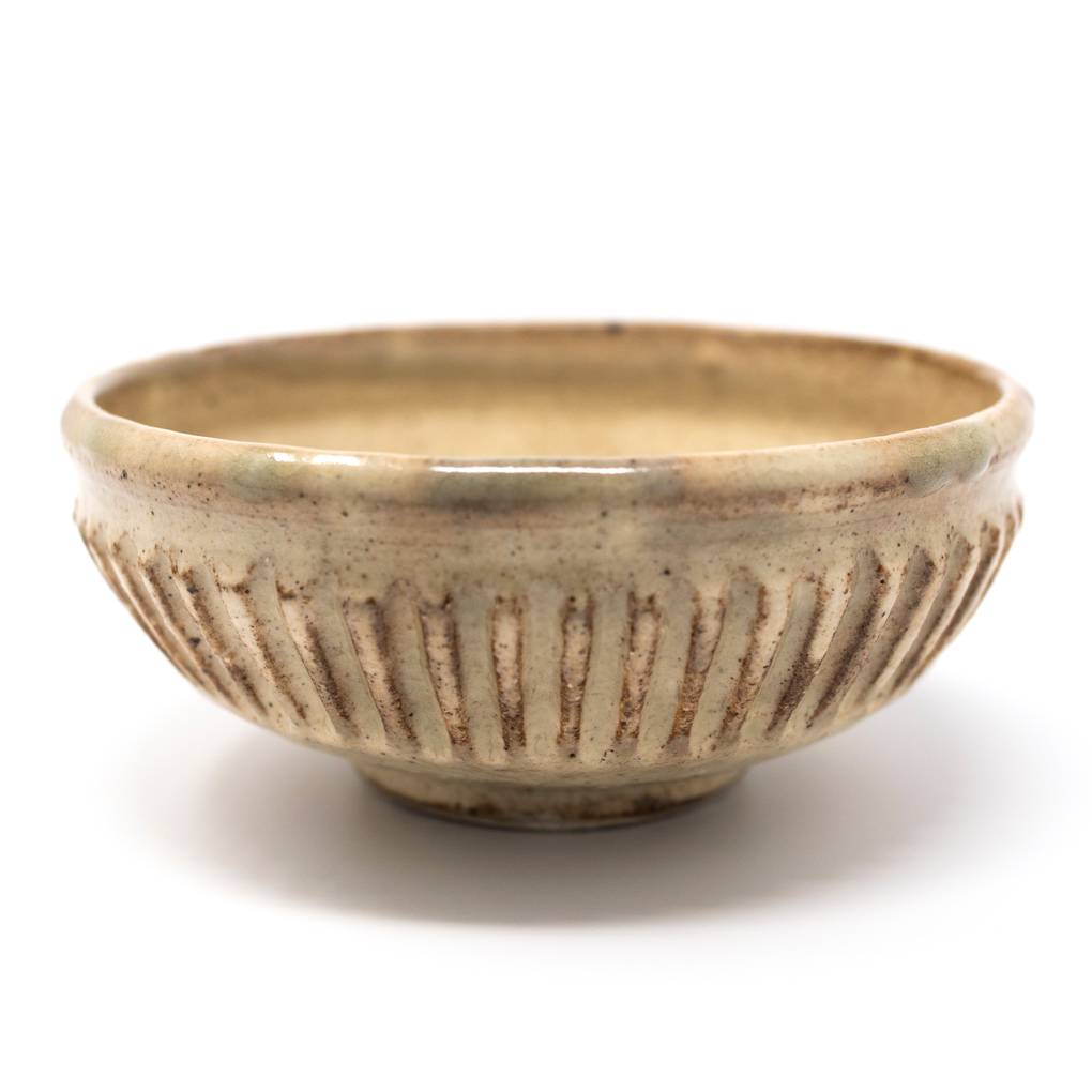 Image of Powder Cream Shinogi Kobachi Bowl
