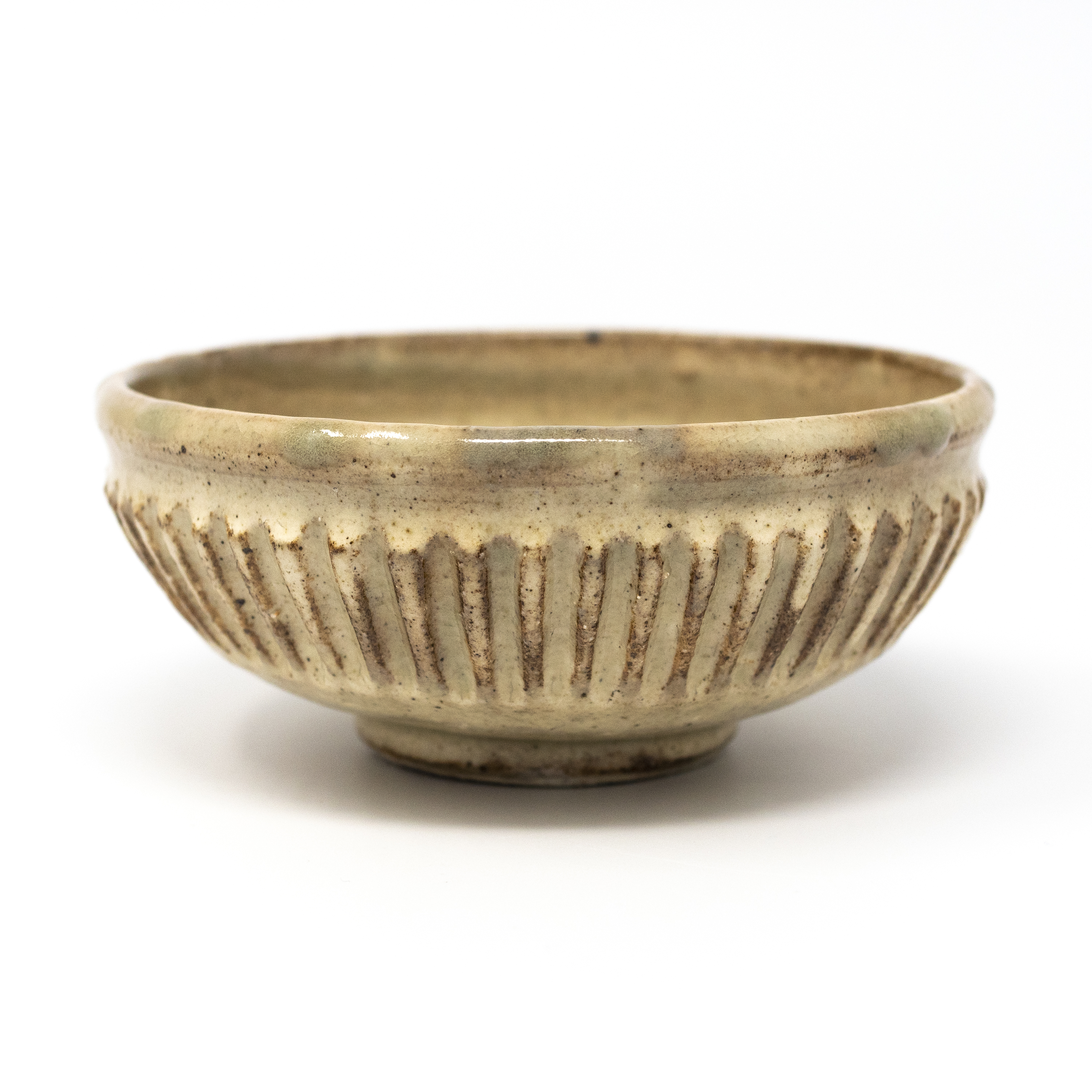 Image of Powder Cream Shinogi Kobachi Bowl