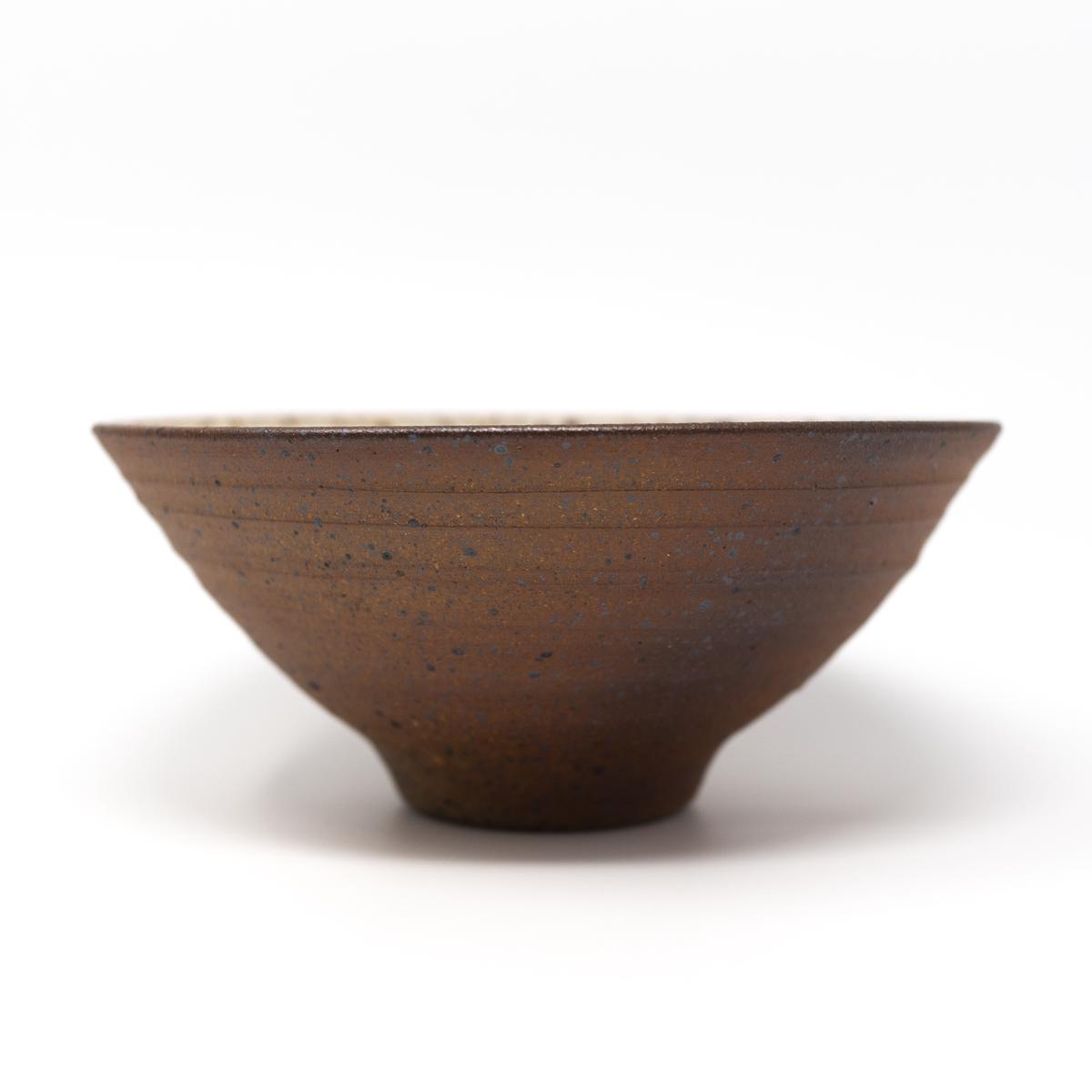 lisa armour brown medium ceramic side