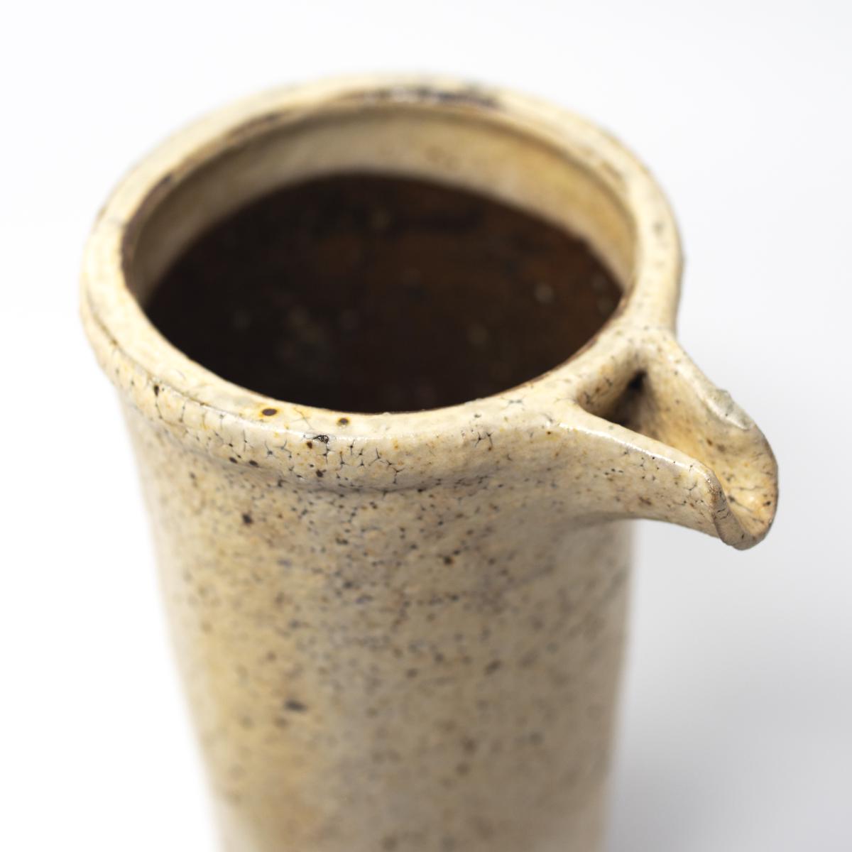 fumie suzuki ceramics white jug closeup open