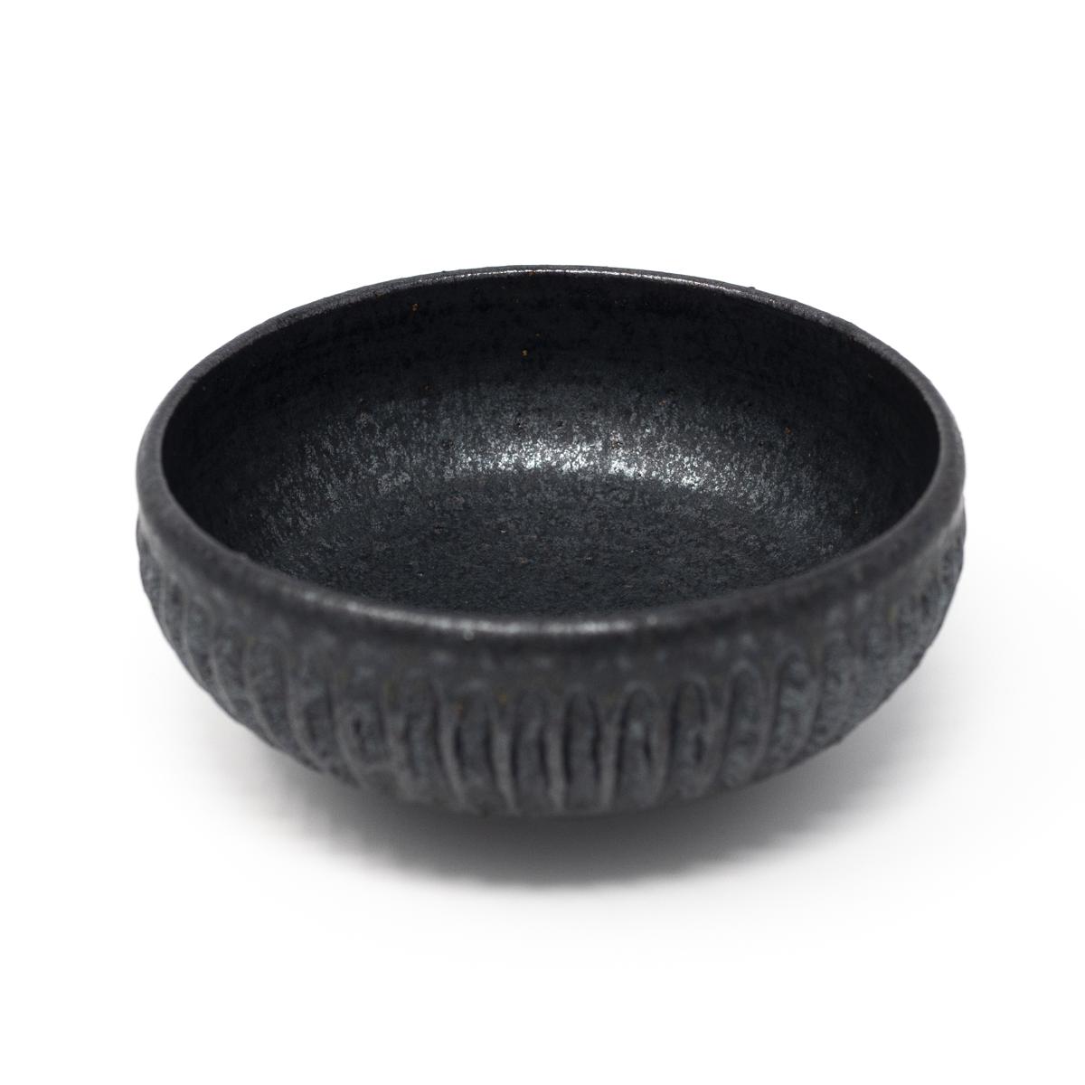 mashiko small low black side bowl side angle