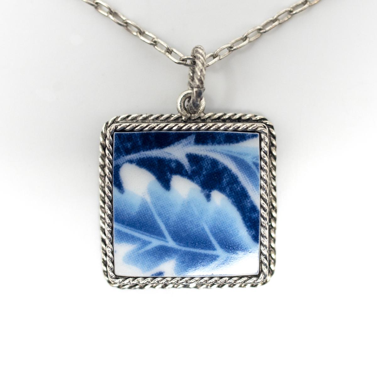Nozomi necklace 3