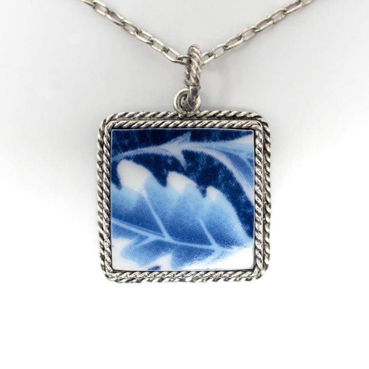 Nozomi necklace 3