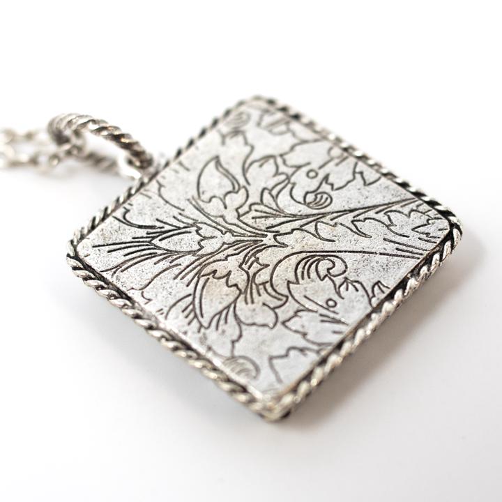 Nozomi necklace 3 back copy