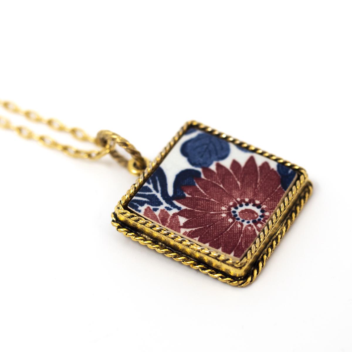 Nozomi Project necklace 4 side angle