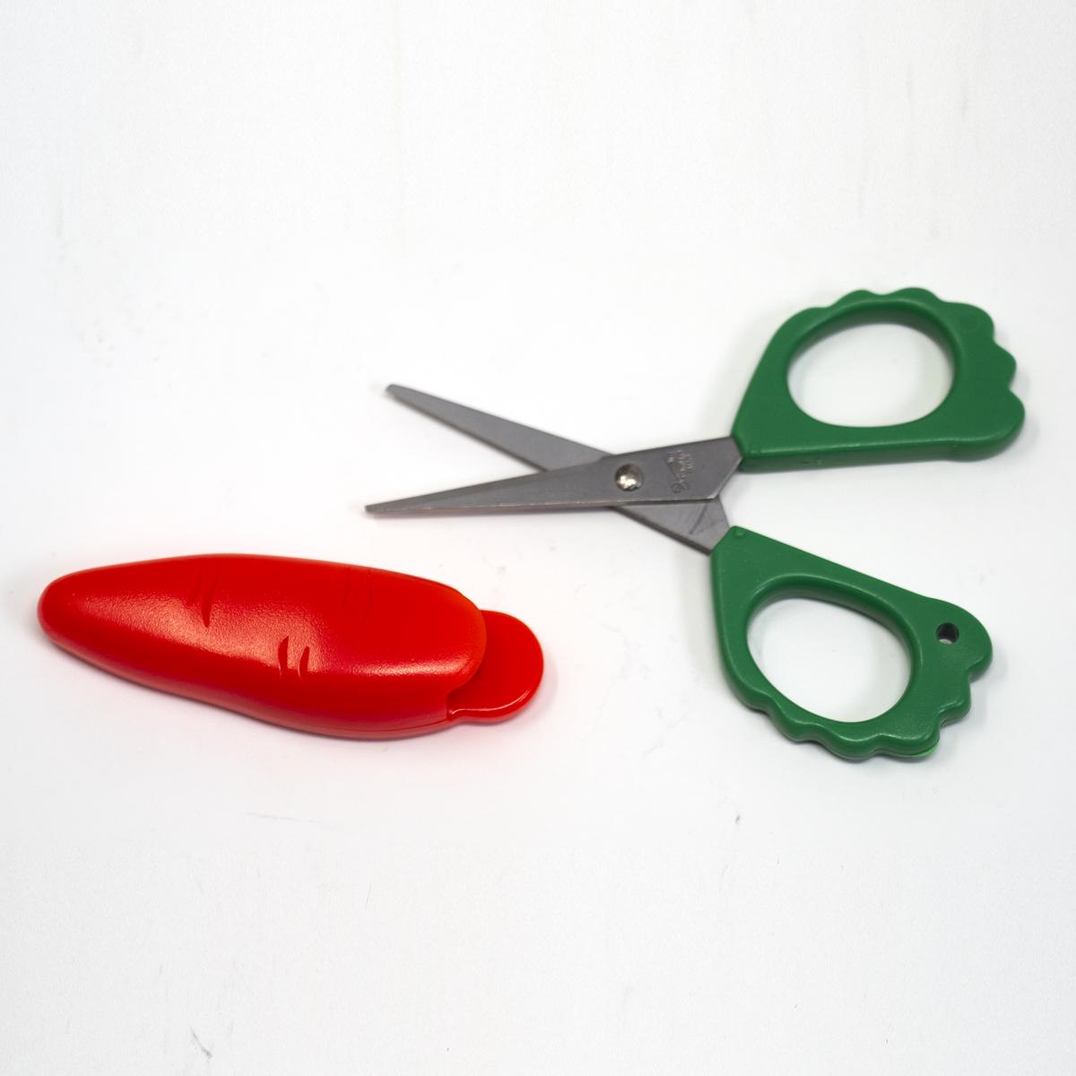 carrot scissors open side