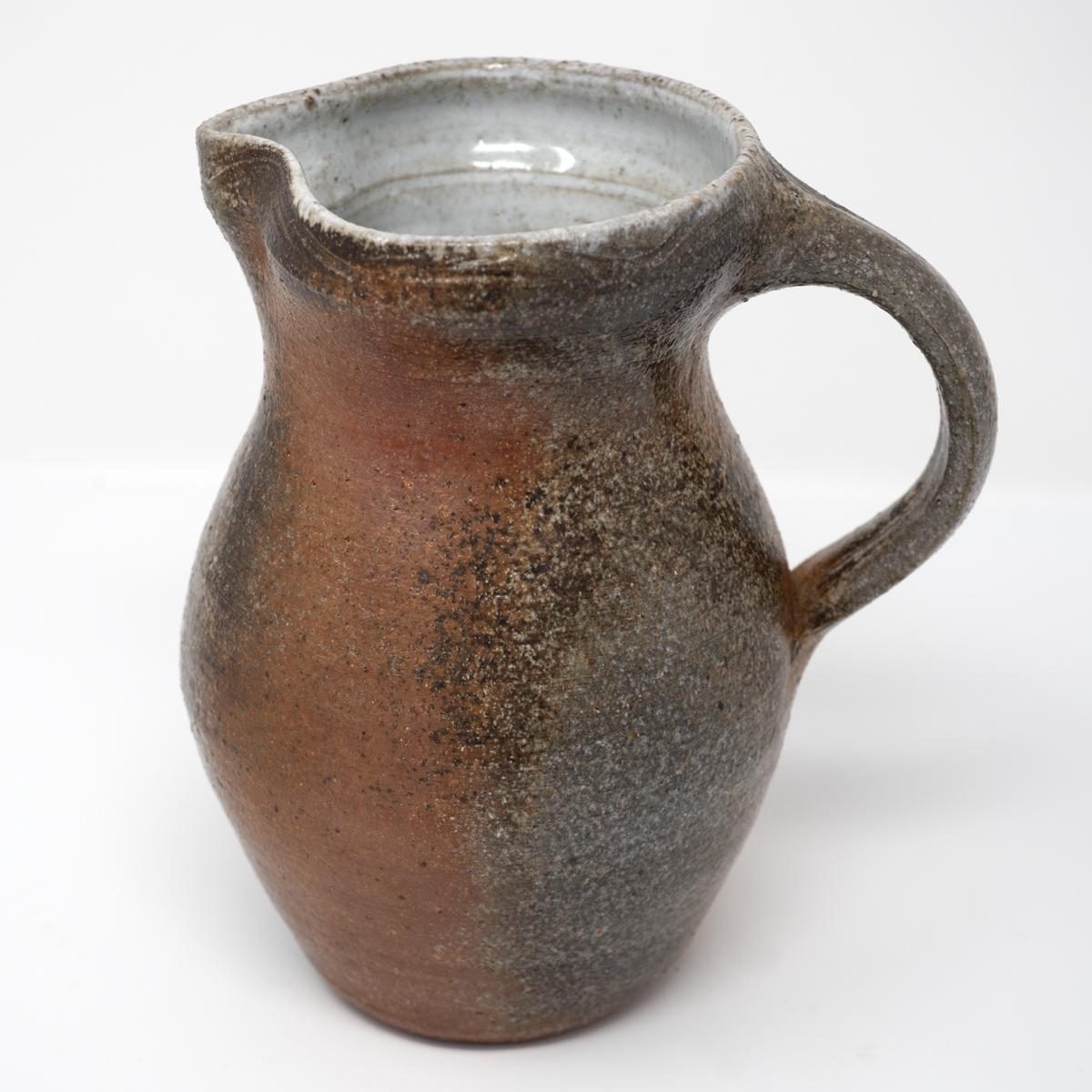 vase front