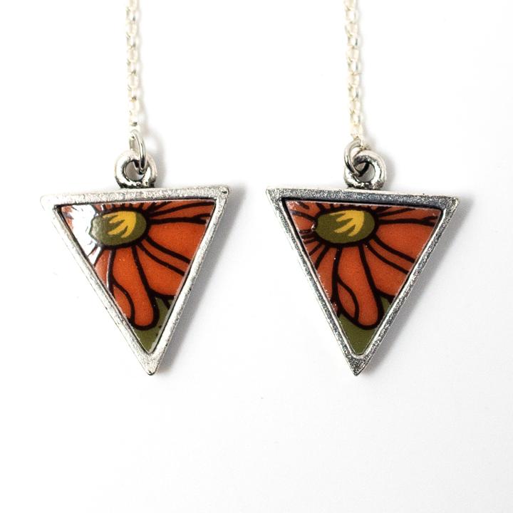 nozomi earrings poppy
