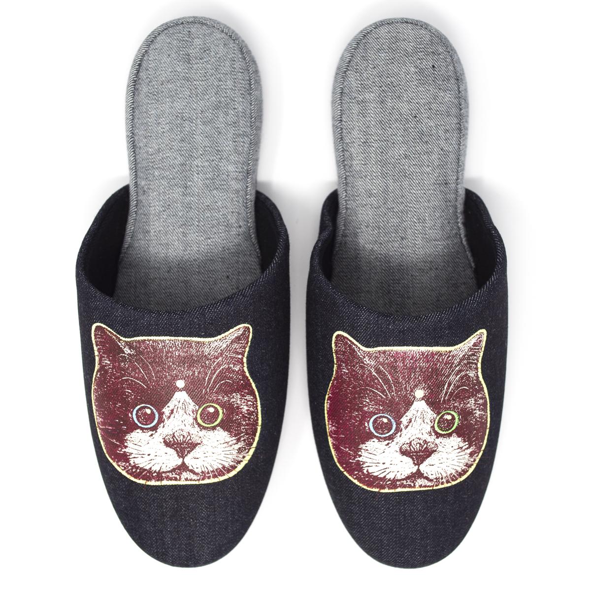 heiwa cat slippers large red