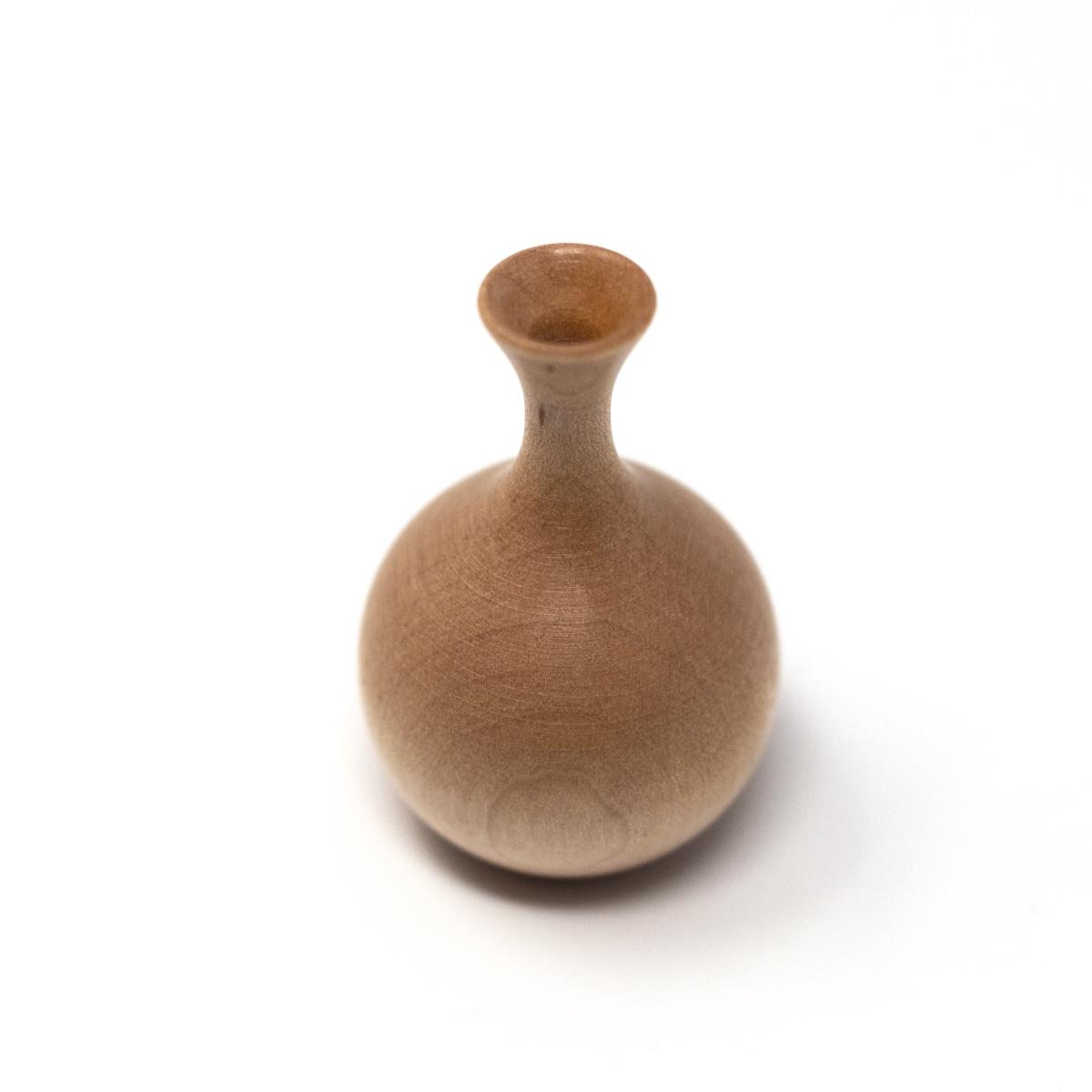 ifj small vase 3 top