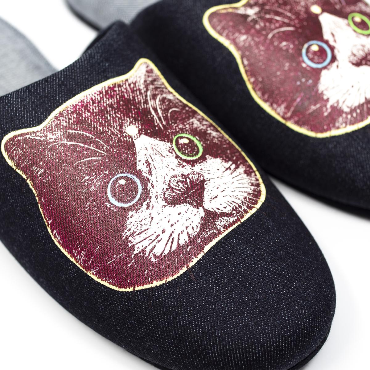 heiwa cat slippers large red toe