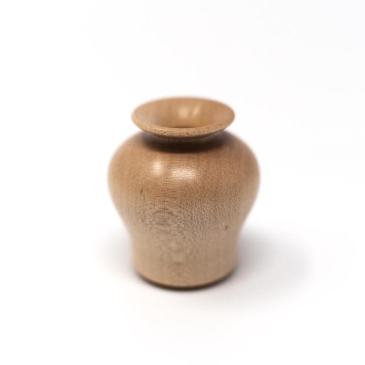 ifj small vase 2 top angle