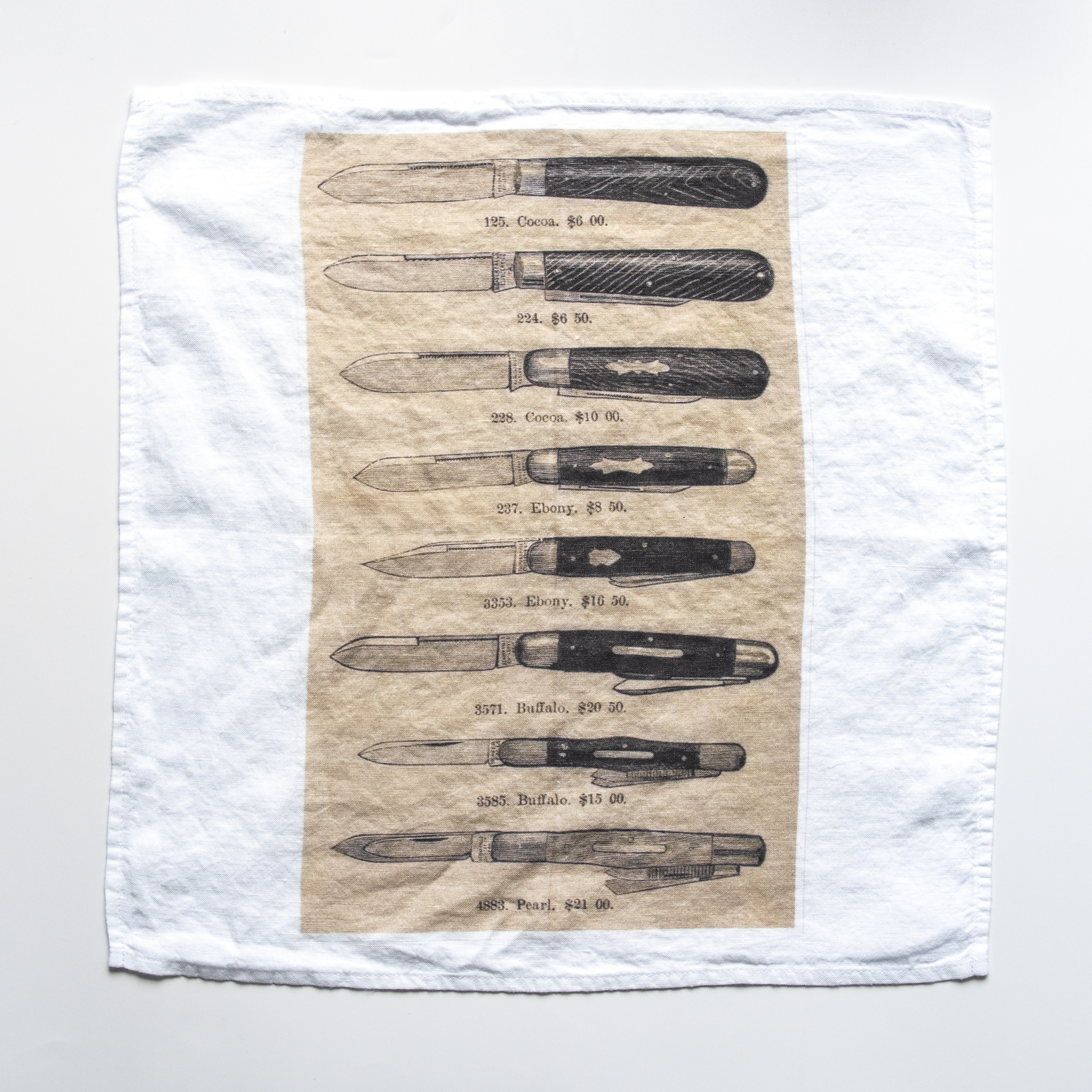 knives napkip white