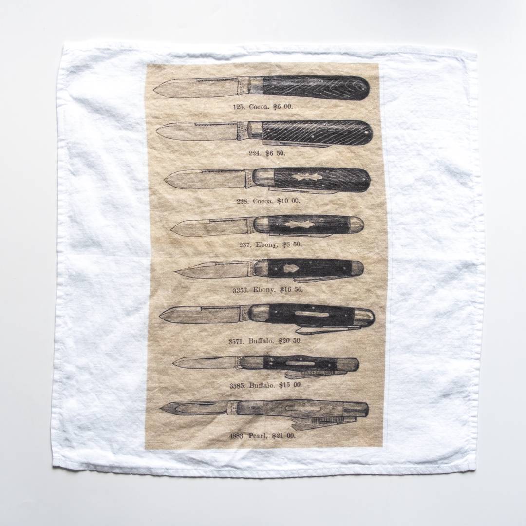 knives napkip white