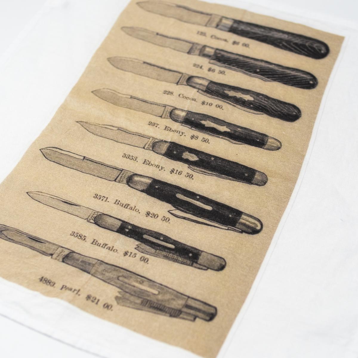 knives napkip white angle