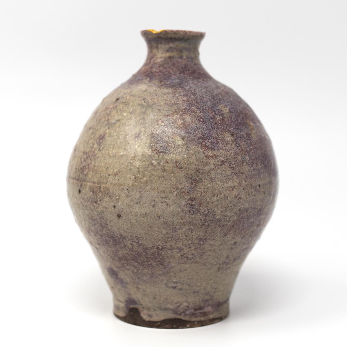 isao kintsugi vase brown