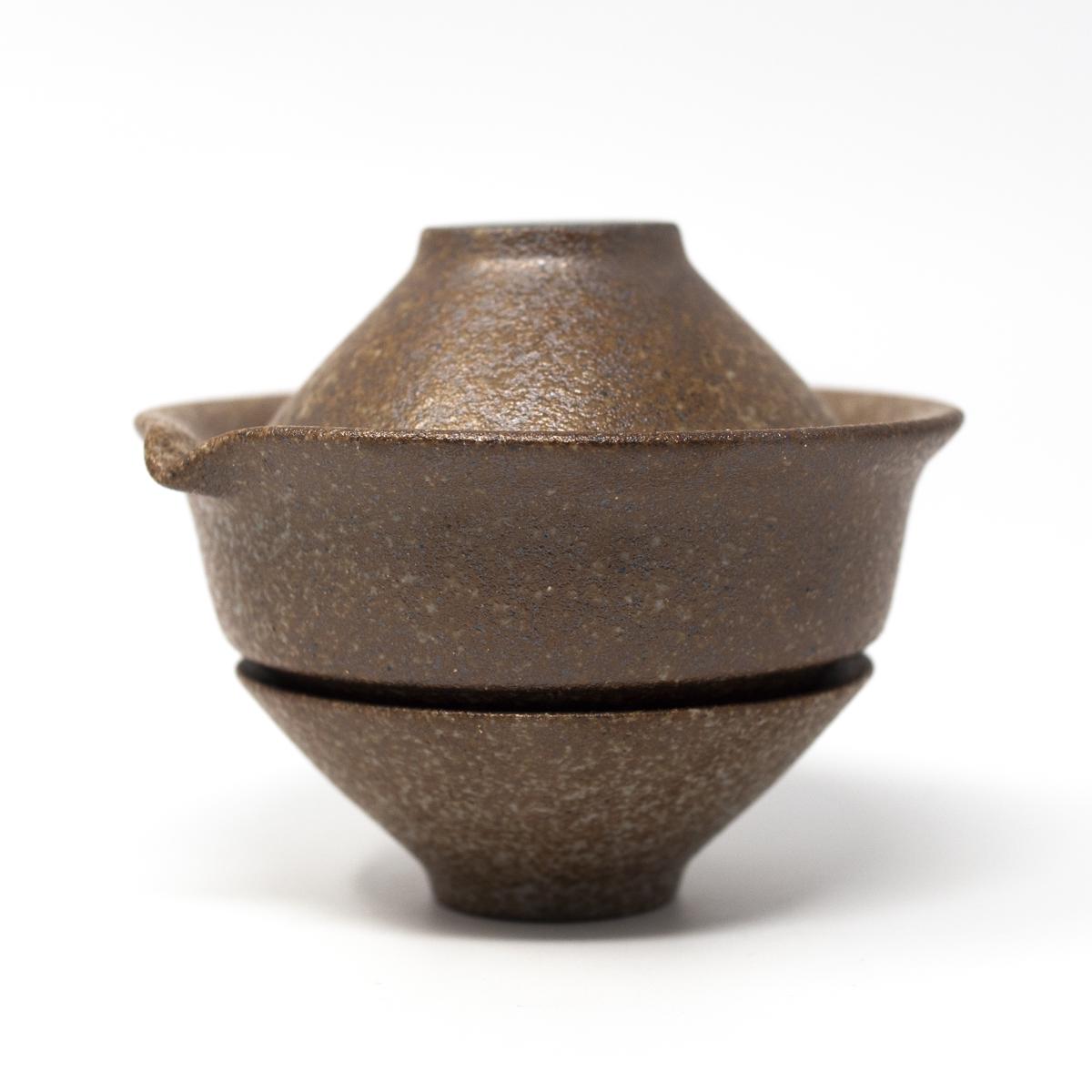 be oom tea set side