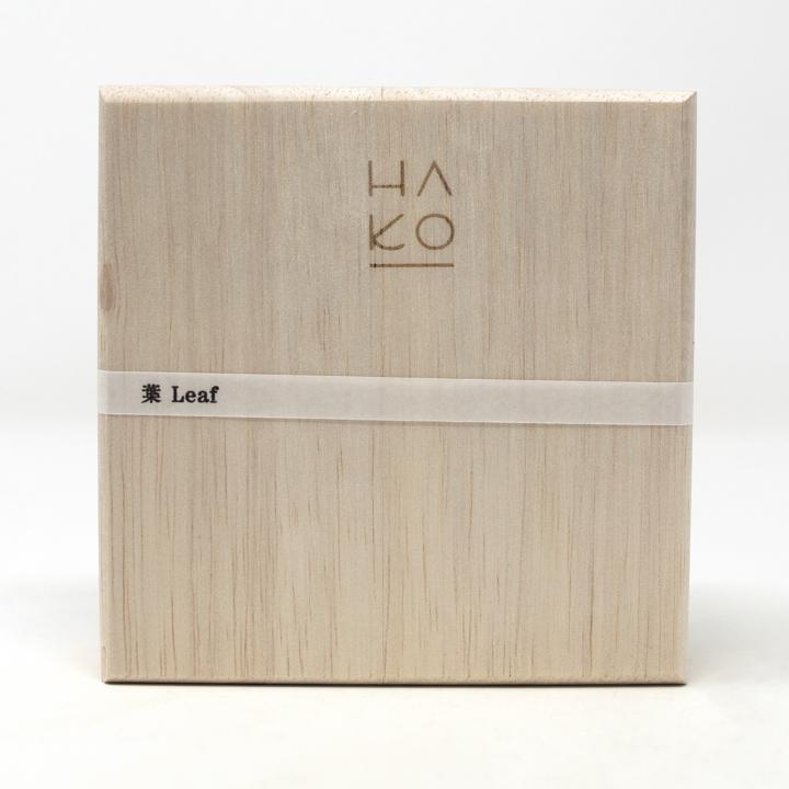 morihata hako white incense top