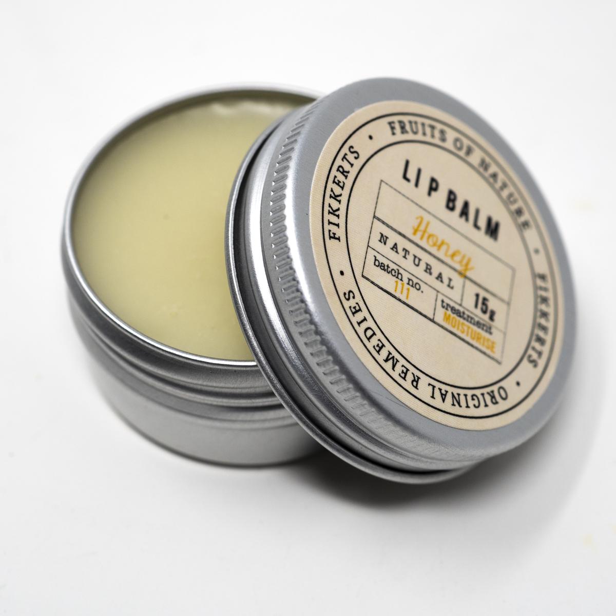 lip balm open close