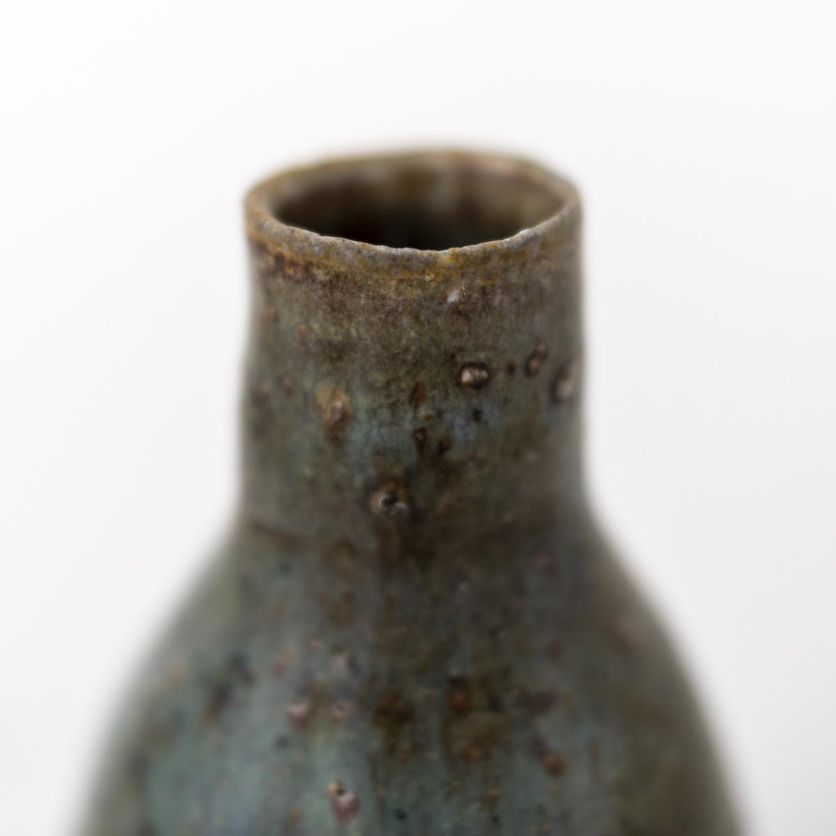 isao tall purple vase top closeup