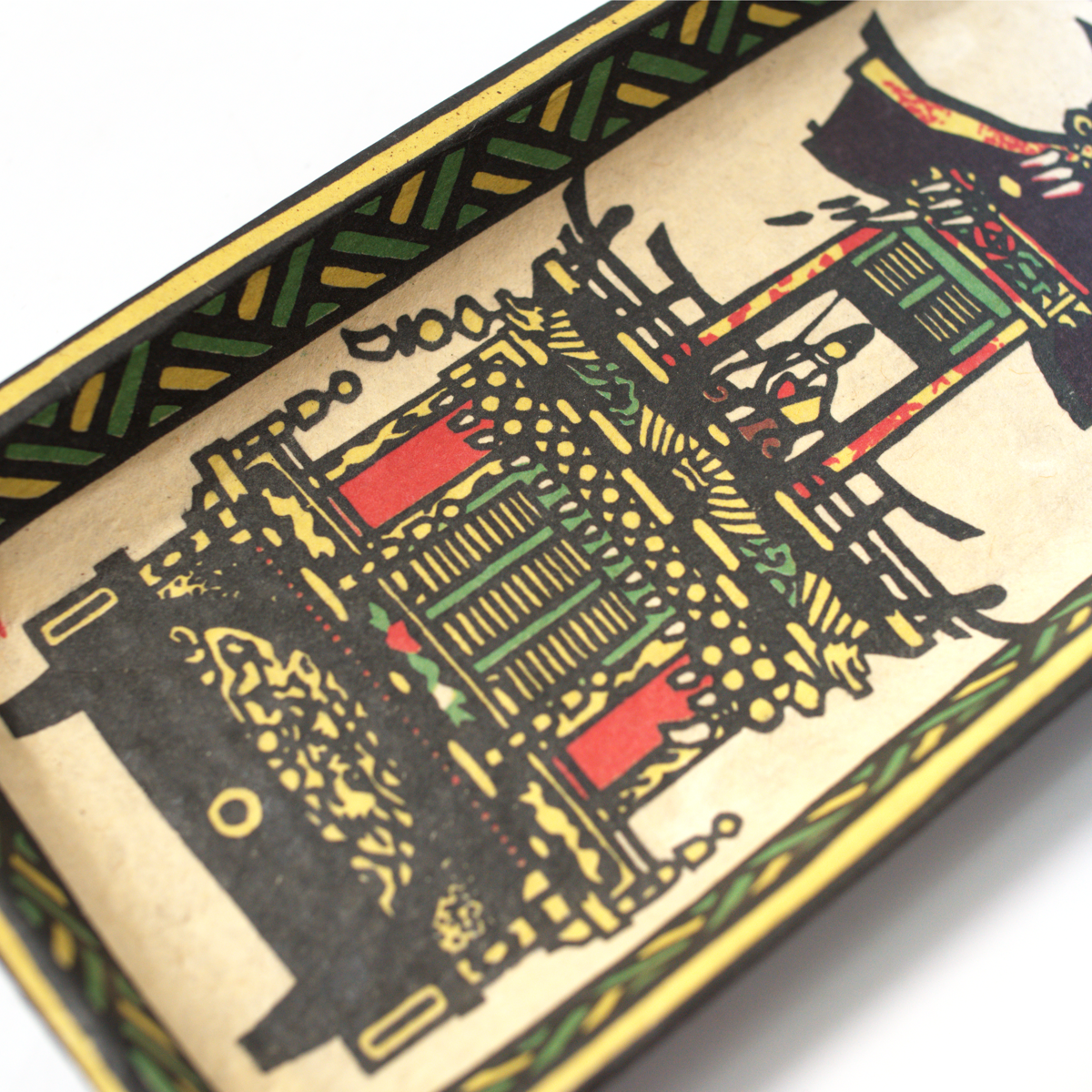 Close-up of the festival float print on the Shinkogei tray